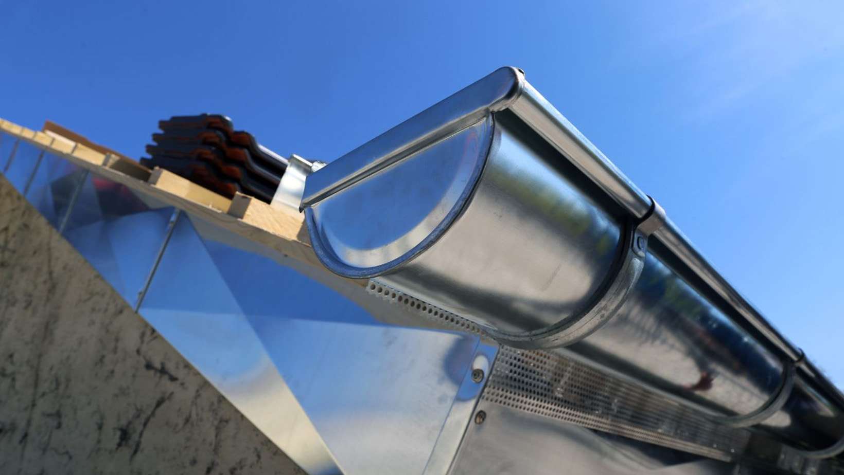 Additional Exterior Services Aluminum Gutters Installation Hanover, MA